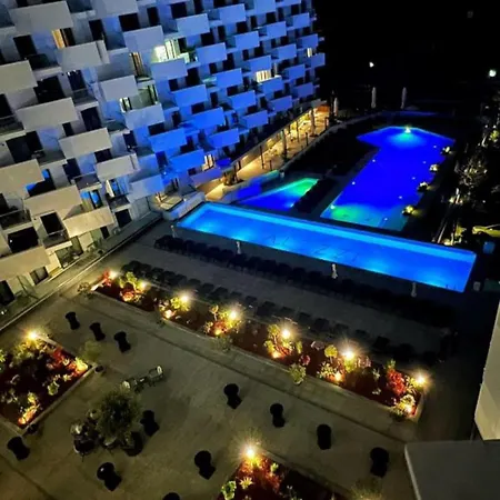 Apartamento Infinity - Pool & *